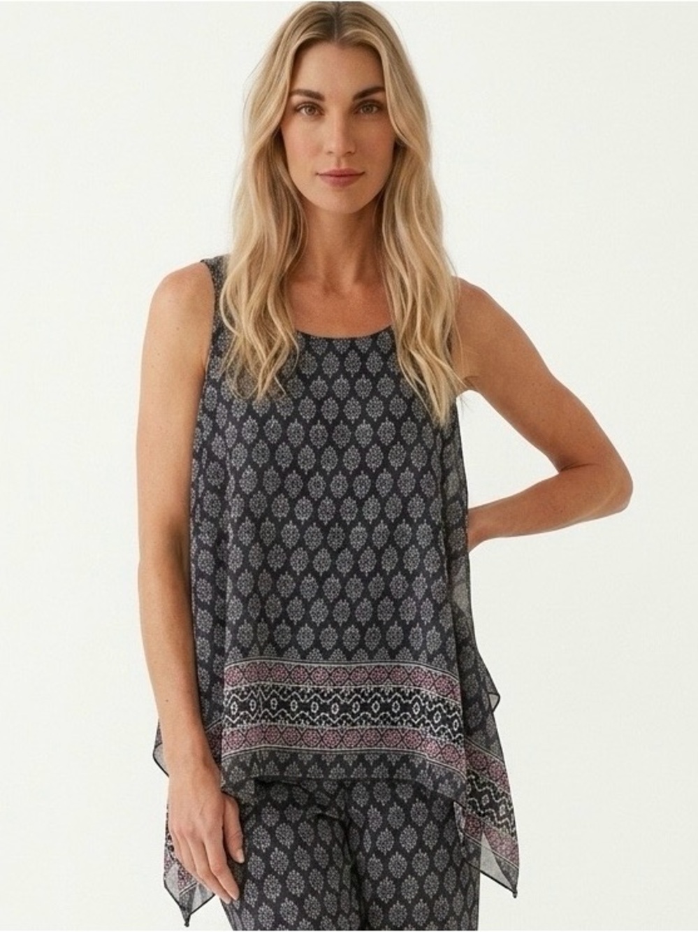 PARADISE Sheer Geometric Sleeveless Top Size Medium
